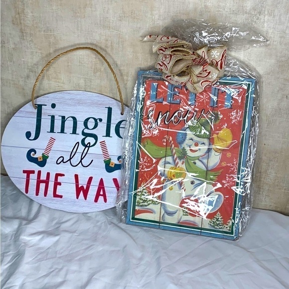 CHRISTMAS signs x2 - Picture 1 of 3